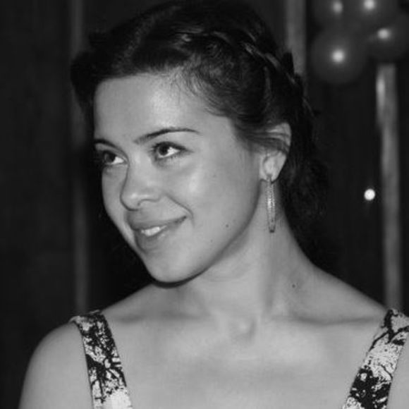 Meet your Posher, Larisa - Picture 1 of 1